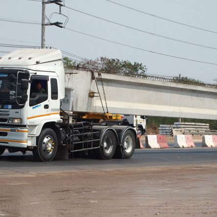 รถเครนให้เช่า,รถเครนโคราช,เช่ารถเครน,เช่ารถยก,รถกระเช้า,วันดีพัฒนา